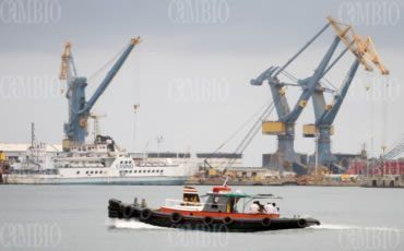 Después de la tormenta que se desató ayer por Dean regresa el estado de Veracruz a la actividad mercantil Cambio Foto / Ulises Ruiz / Enviado