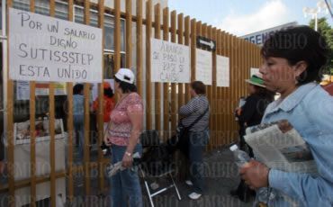 La protesta de los trabajadores del hospital Cambio/ Foto/ Tere Murillo