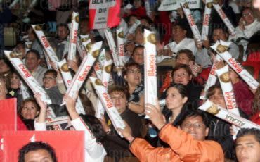 El recibimiento a la candidata priista Cambio/ Foto/ Ulises Ruiz