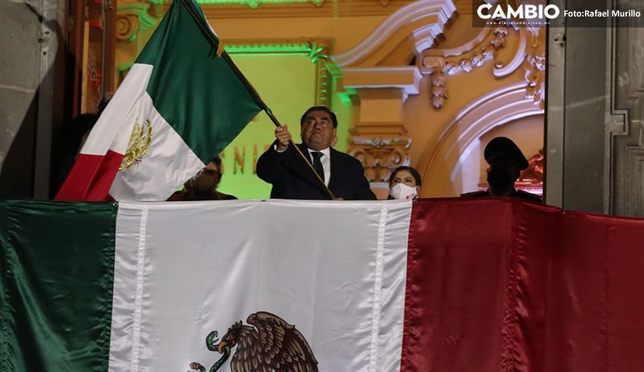Viva el personal de la salud que ha ofrecido su vida vs el Covid!: Barbosa  recorre la historia nacional en su segundo Grito (VIDEO y FOTOS)