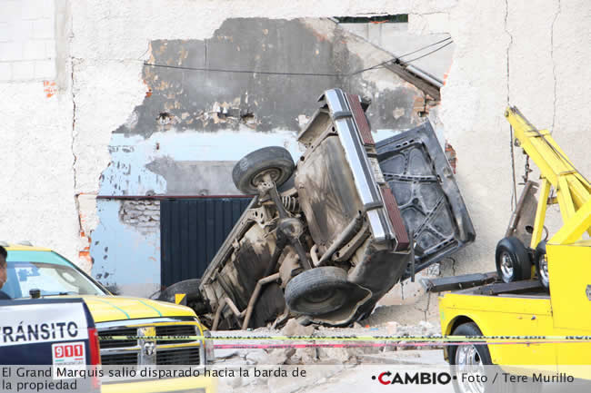 choque curva muerte puebla grand marquis