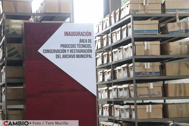 inauguracion almacen archivo municipal letrero