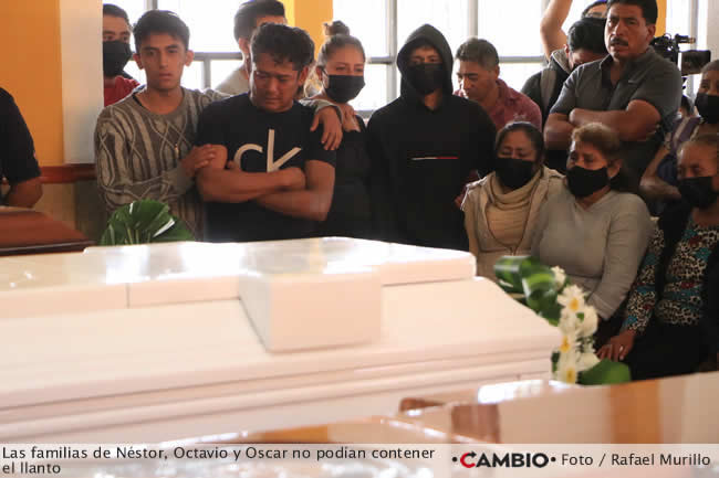 familiares masacrados totimehuacan piden justicia llanto