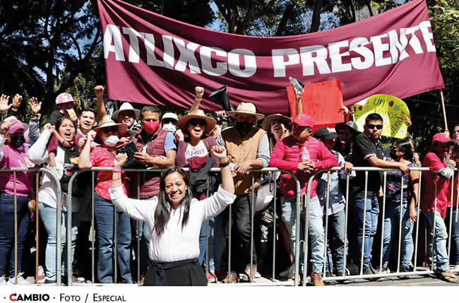 ariadna ayala marcha movimiento 4t puebla 