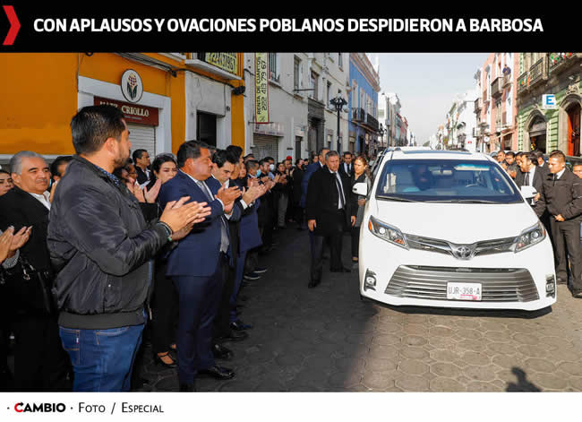 feretro miguel barbosa huerta despedida aplausos ovaciones