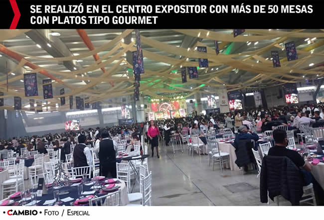 fiesta fin anio ayuntamiento puebla centro expositor