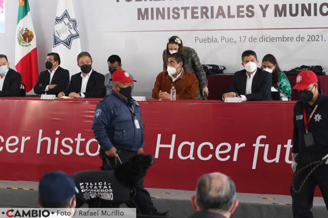 entrega equipamiento fuerzas seguridad municipal caninos