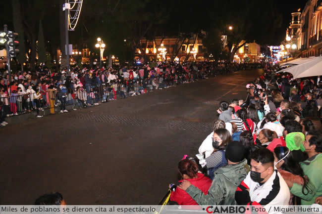 desfile reyes magos puebla asistentes