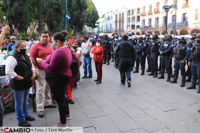 enfrentamiento ambulantes policias zocalo