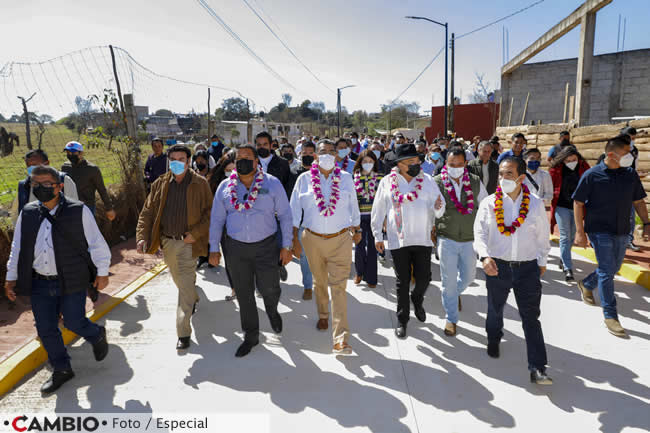 gobernador sergio salomon inauguracion obras zacatlan