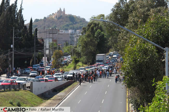 protesta estudiantes udlap caos vial