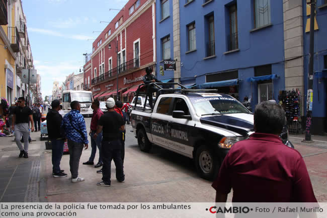 ambulantes regresan centro historico puebla policias