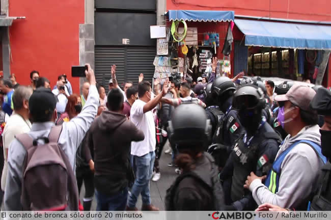 enfrentamiento policia estatal municipal ambulantes ch bronca
