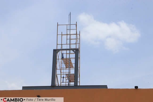 instalan estructura campana grito independencia