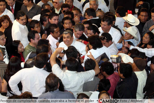 perfil javier lopez zavala festejo cumpleanos candidato