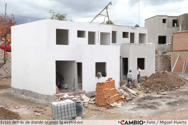 vecinos xochimehuacan se niegan ocupar casas reconstruidas