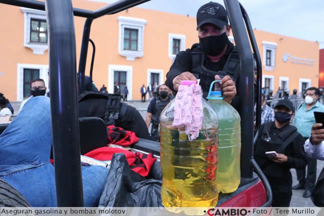 gasolina asegurada planton normalistas teteles