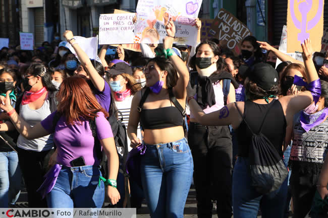 marcha 8m dia mujer voz colectivos