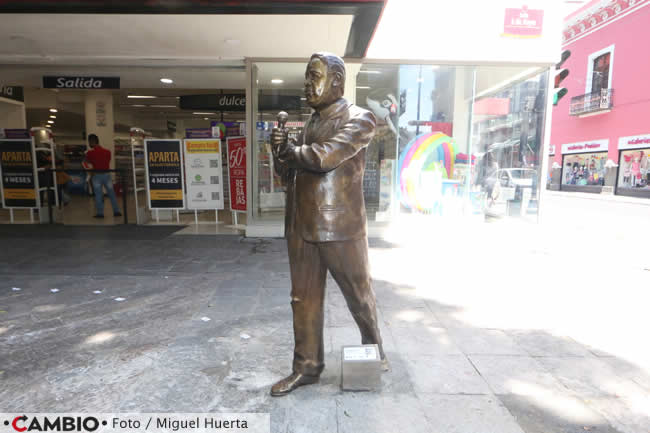 estatuas 5 mayo puebla lopez diaz