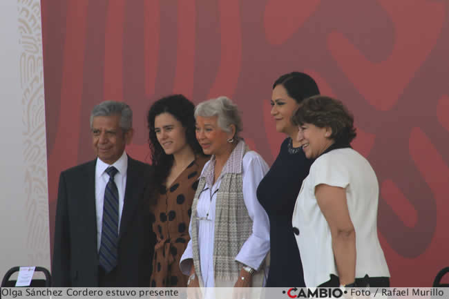 personajes importantes politica desfile 5 mayo olga sanchez cordero