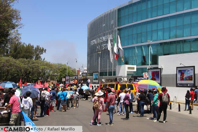 manifestacion fge puebla abigail juarez desaparecida 