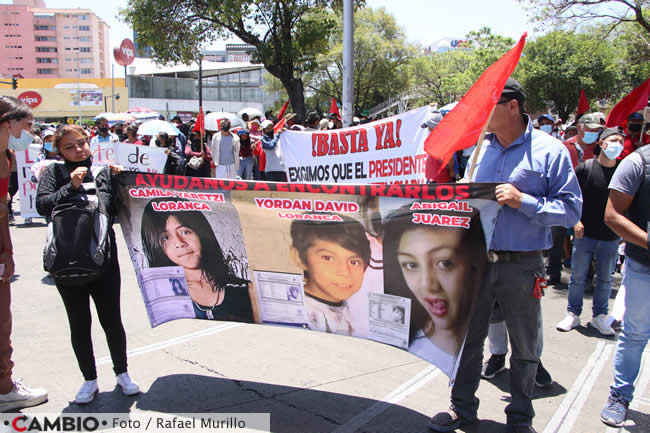 manifestacion fge puebla abigail juarez desaparecida familiares