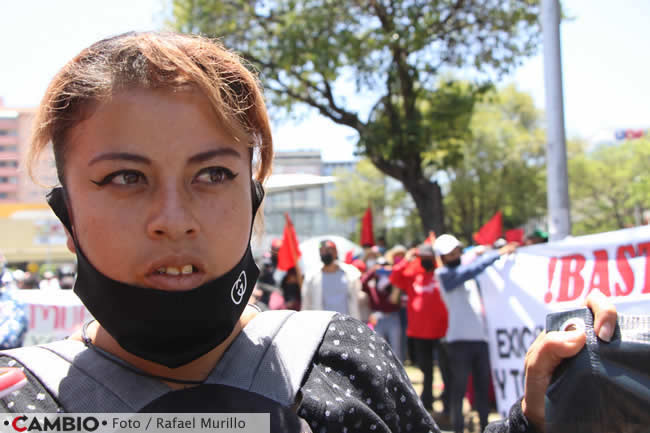 manifestacion fge puebla abigail juarez desaparecida tia