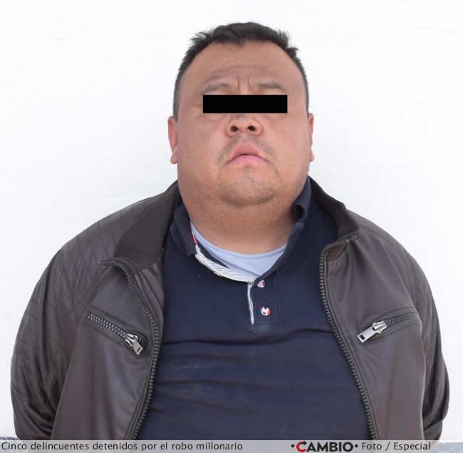 atraco camioneta balacera vergel cinco detenidos 