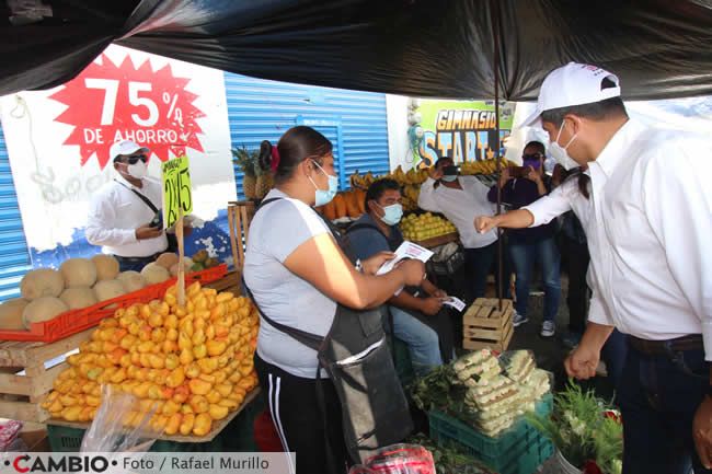 lalo rivera recorrido colonia historiadores