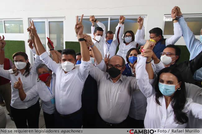 felipe calderon militantes vaxpuebla