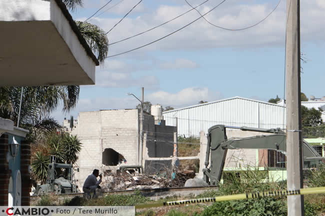san pablo xochimehuacan a una semana explosion maquinaria