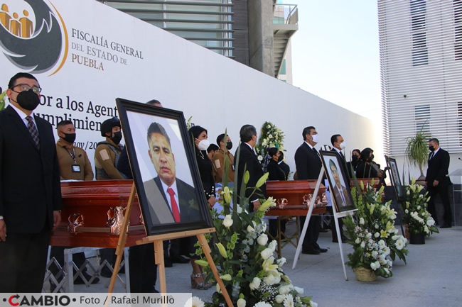 homenaje ministeriales caidos autoridades