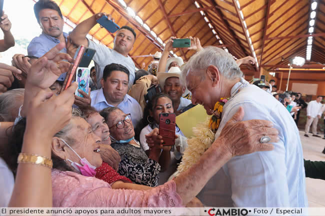 visita amlo mixteca puebla entrega obras apoyo adultos mayores