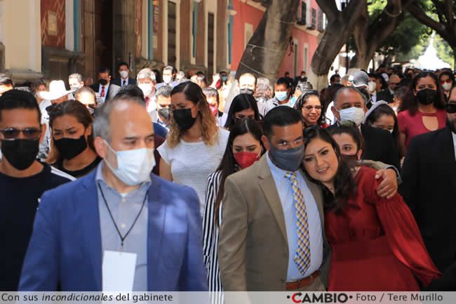 informe claudia rivera peor alcaldesa incondicionales