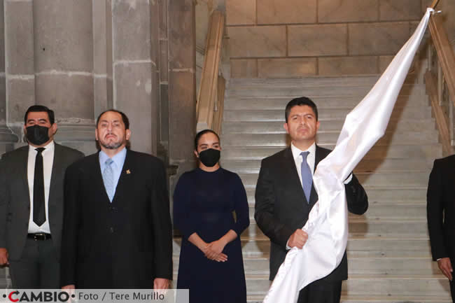 cambio bando seguridad eduardo rivera bandera