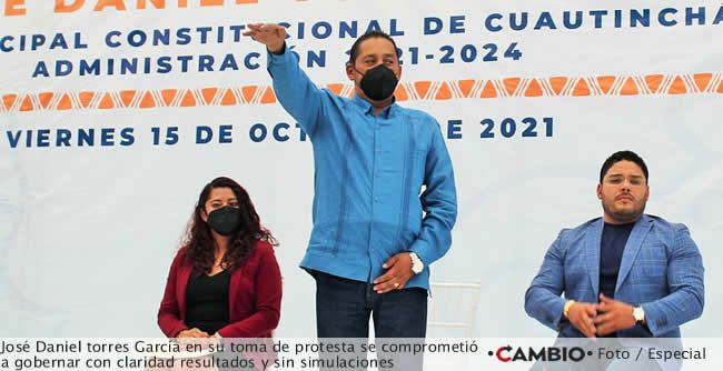 daniel torres alcalde cuautinchan toma protesta