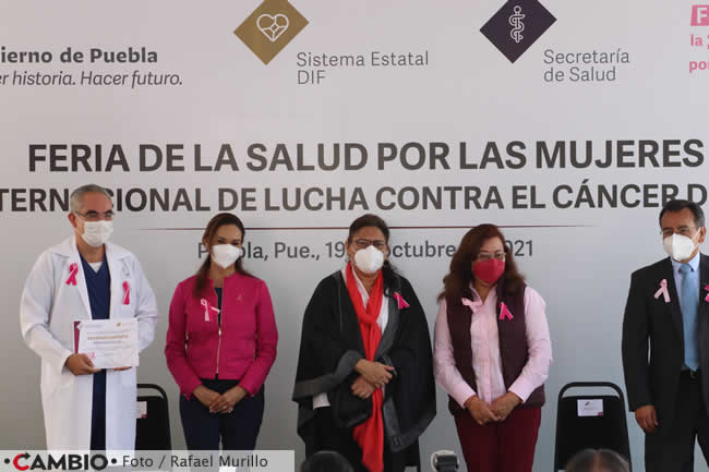 feria salud mujeres cancer mama