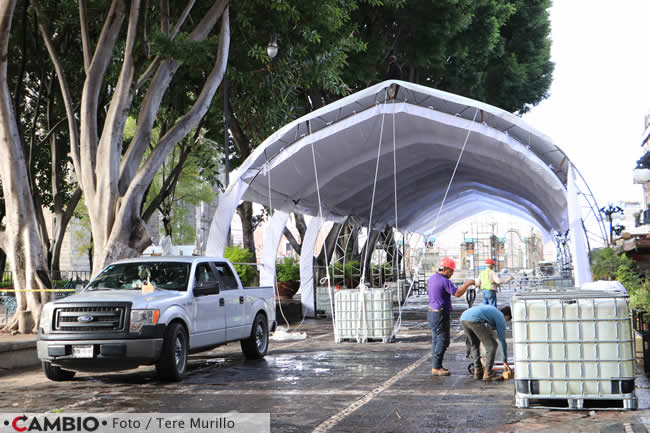 preparativos festejos 15 septiembre zocalo