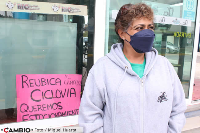 vecinos san manuel piden reubicacon ciclovia cartulina