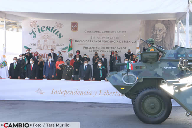 encabeza barbosa desfile inicio independencia tanque