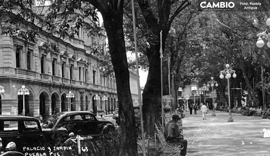 Zócalo Puebla 1967.jpg