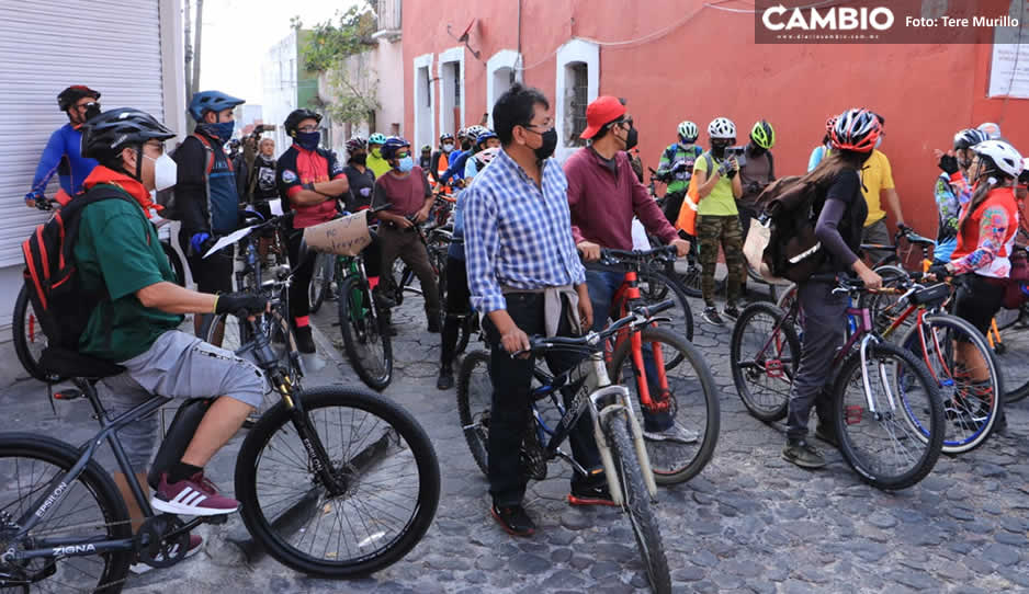 ciclistas casa aguayo.jpg