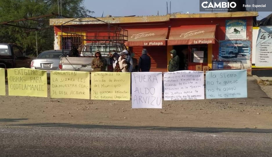 cierra la carretera a tehuacan2.jpg