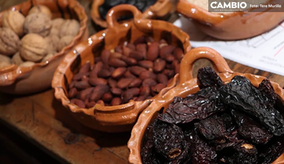 mole poblano ingredientes 03.jpg