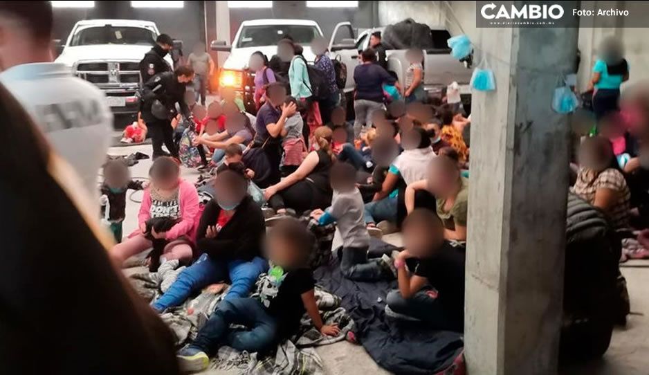 Rescatan a 100 migrantes centroamericanos; polleros los encerraron en bodega de San Aparicio