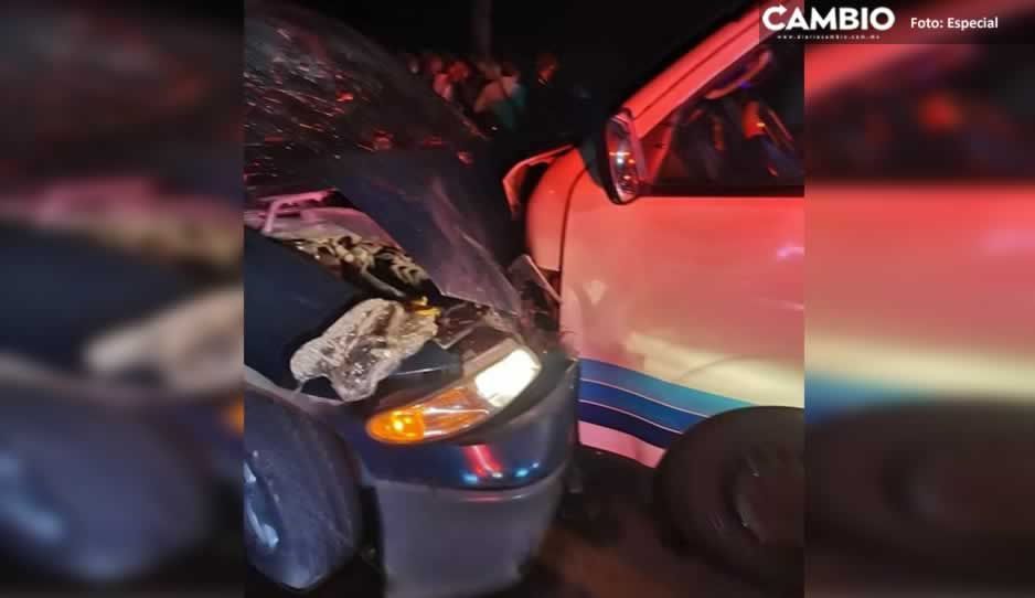 Fuerte choque entre combi Flecha Azul y camioneta deja 6 lesionados en la Puebla-Tlaxcala