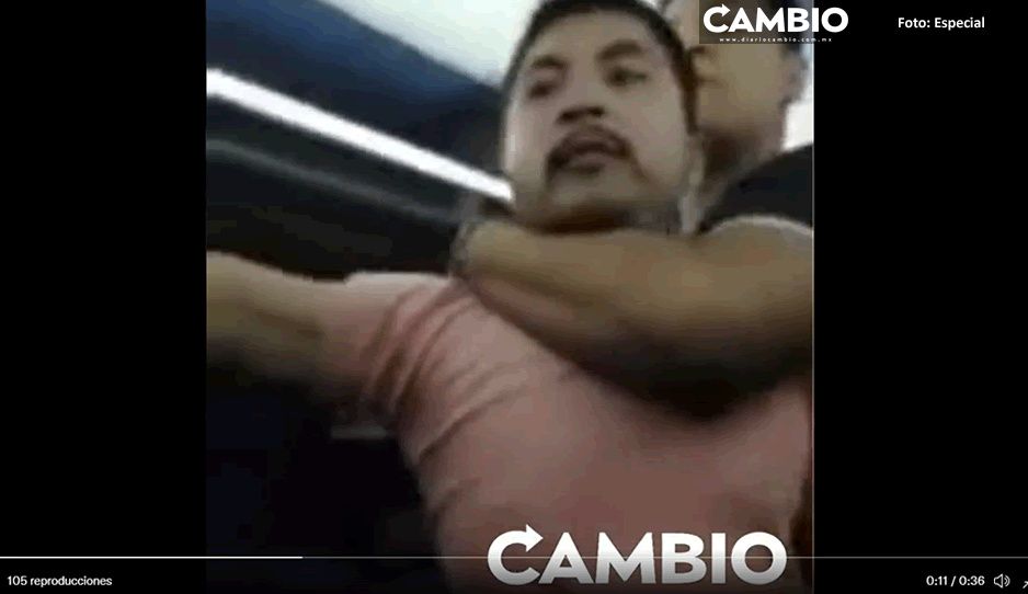 Video: Exhiben a presunto acosador de niñitas en AU de Puebla-Tehuacán