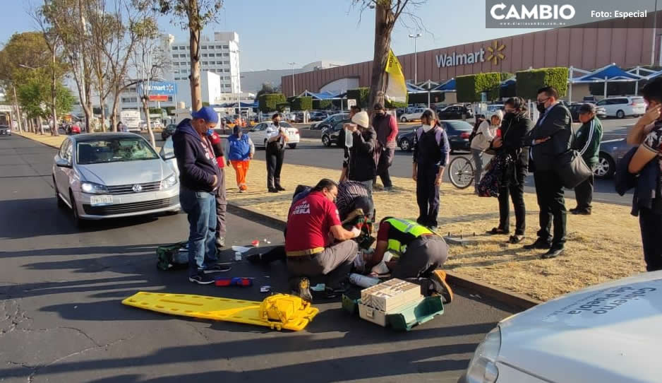 Atropellan a estudiante de la UTP frente al Walmart de San Manuel ¡quedó tendida en la calle!