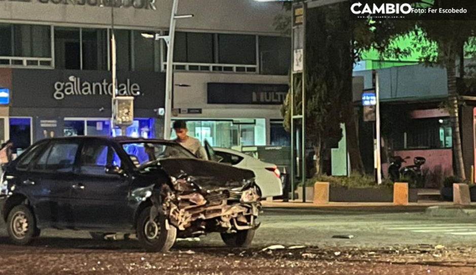 Borracho al volante provoca fuerte choque en la Avenida Juárez
