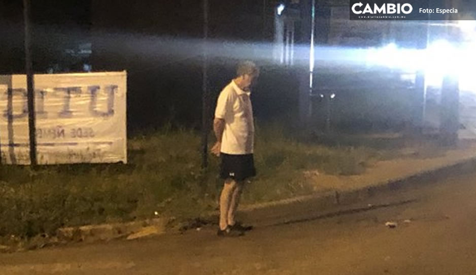 ¡Qué tierno! Papito espera a su hija todos los días en la parada del autobús y se vuelve viral